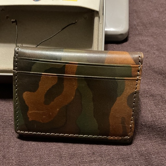 Men’s Fossil Camouflage Leather Wallet NWT - Picture 4 of 6